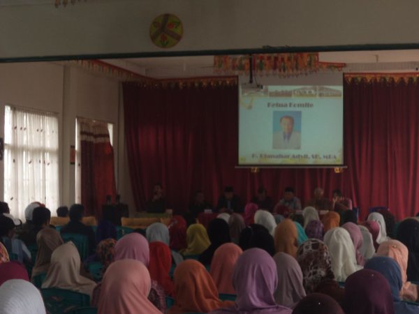 SMAN 1 Ampek Angkek adakan Rapat Paripurna Komite Tahun Pelajaran 2015/2016 dengan Wali Murid