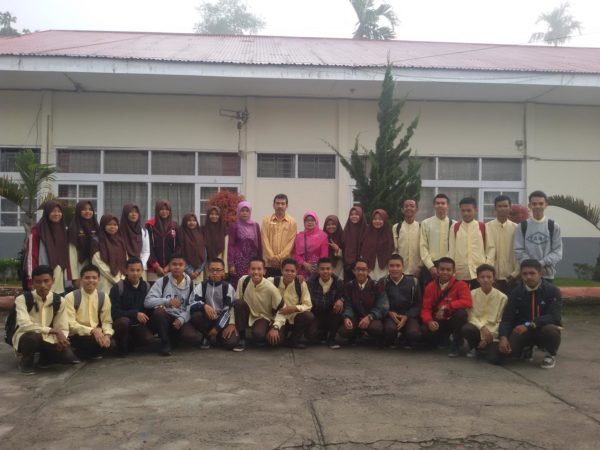 Lintas Minat Geografi adakan Kunjungan Ke BMKG dan Jurusan Geografi UNP