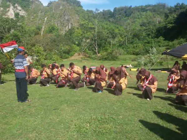 Pramuka SMAN 1 Ampek Angkek Adakan Pelantikan Kacu TP. 2016/ 2017