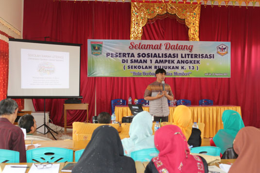 SMAN 1 Ampek Angkek adakan Sosialisasi Literasi Sekolah