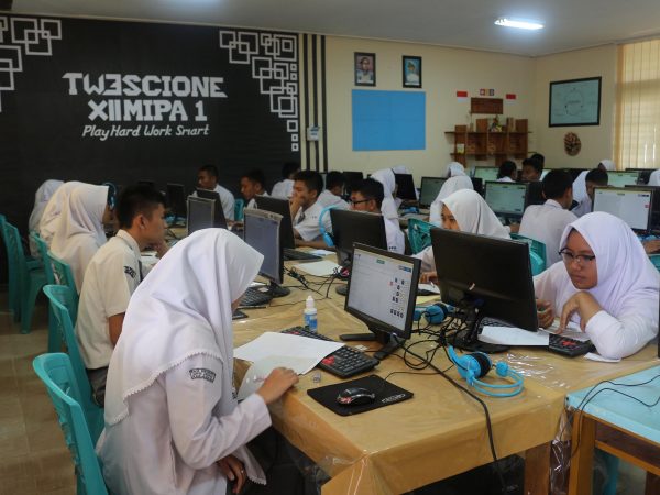 Siswa Kelas XII TP. 2017/2018 Lakukan Simulasi UNBK