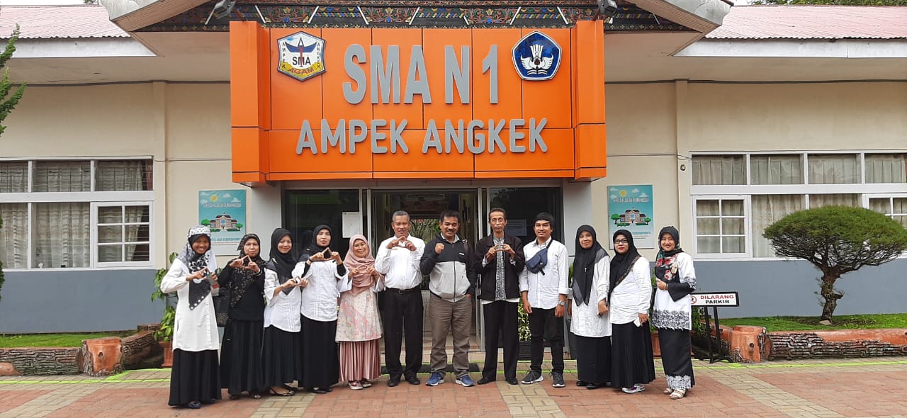 SMAN 9 Sijunjung Studi Banding Ke SMAN 1 Ampek Angkek dalam Bidang Sekolah Sehat