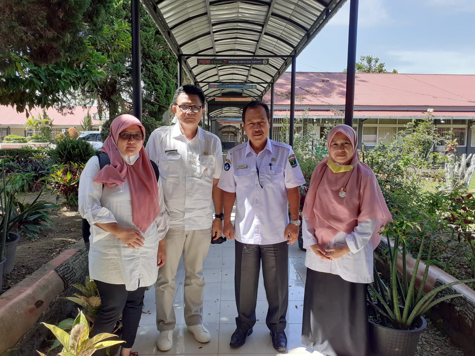Dinas Perpustakaan dan Kearsipan Propinsi Sumatera Barat lakukan Pembinaan di Perpustakaan SMAN 1 Ampek Angkek