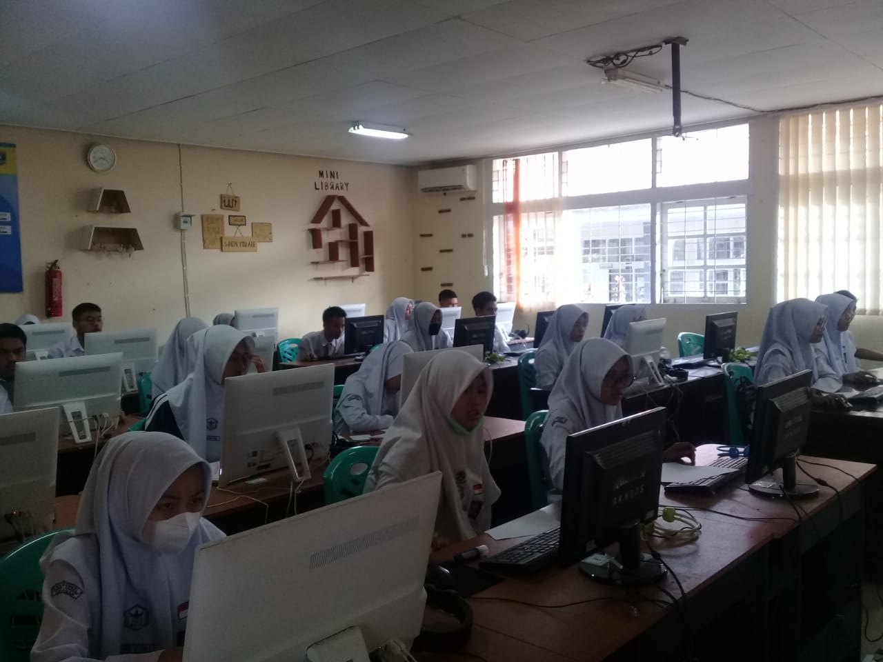 SMA Negeri 1 Ampek Angkek Laksanakan Try Out AKM untuk siswa Kelas XI