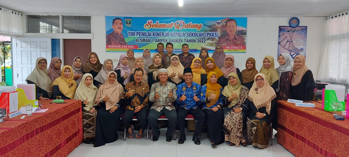 SMAN 1 Ampek Angkek Melaksanakan Penilaian Kinerja Kepala Sekolah (PKKS) Tahun 2022