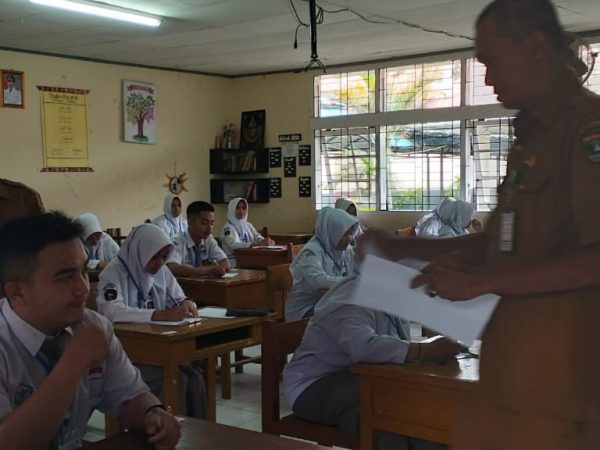 SMA Negeri 1 Ampek Angkek Melaksanakan Ujian Satuan Pendidikan (USP) TP. 2022/2023