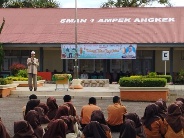 SMA Negeri 1 Ampek Angkek Memperingati 1 Muharram 1445 Hijriah
