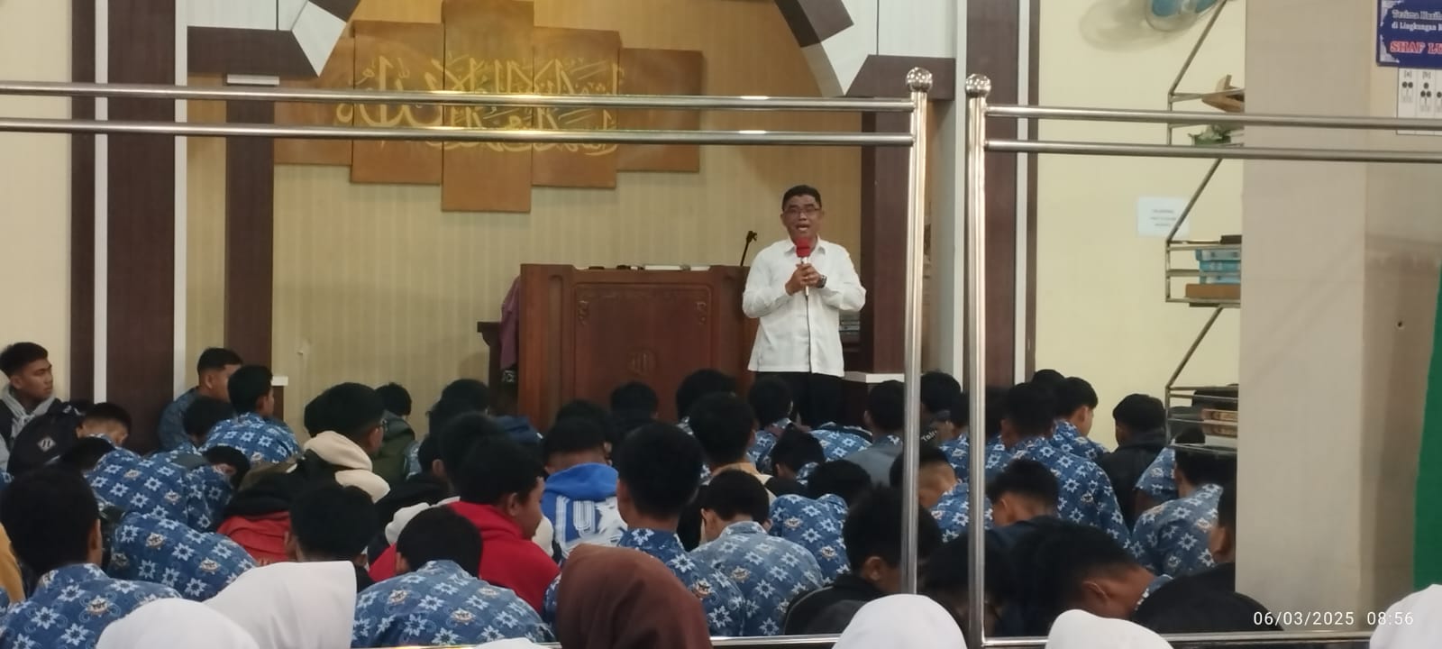 Bapak Kepala sekolah Buka Kegiatan Pesantren Ramadhan 1446 Hijriah di SMA Negeri 1 Ampek Angkek