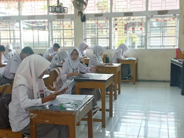SMA Negeri 1 Ampek Angkek Melaksanakan Ujian Akhir Jenjang Siswa Kelas XII TP. 2025/2026