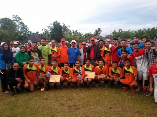 SMAN 5 Payakumbuh Meraih Juara Pertama Pada Turnamen SMANIVA CUP V Tahun 2018