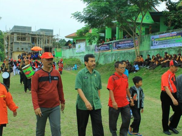 Anggota DPRD Sumbar Buka Open Turnamen SMANIVA CUP V