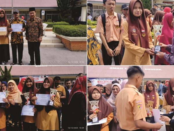 SMA Negeri 1 Ampek Angkek Melaksanakan Pembagian Hasil Rapor Siswa Pada Semester Ganjil TP 2023/2024