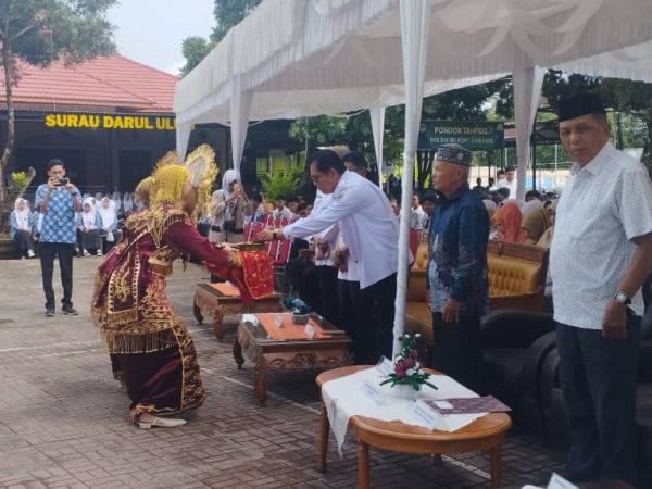 SMA Negeri 1 Ampek Angkek Melaksanakan Perpisahaan dengan Kelas XII TP. 2025/2026 dan Guru Purnatugas