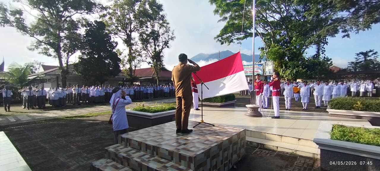 SMA Negeri 1 Ampek Angkek Memperingati Hari Pendidikan Nasional Tahun 2026