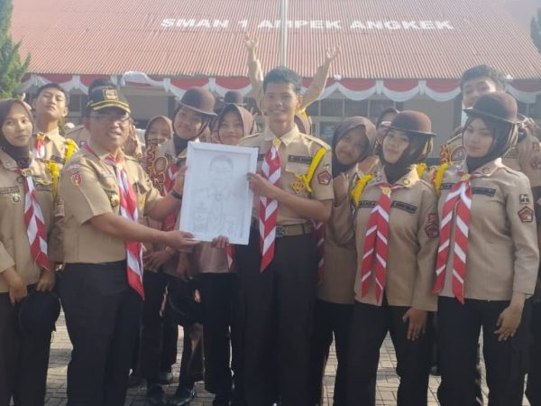 SMA Negeri 1 Ampek Angkek Memperingati Hari Pramuka yang Ke-65