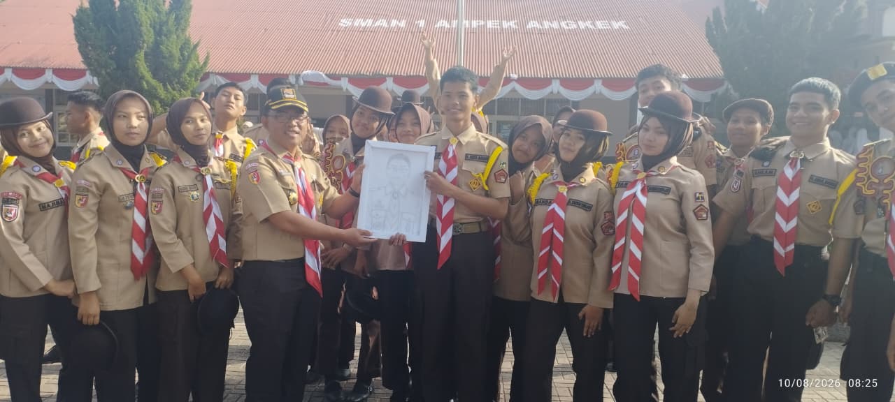 SMA Negeri 1 Ampek Angkek Memperingati Hari Pramuka yang Ke-65 SMA Negeri 1 Ampek Angkek Memperingati Hari Pramuka yang Ke-65